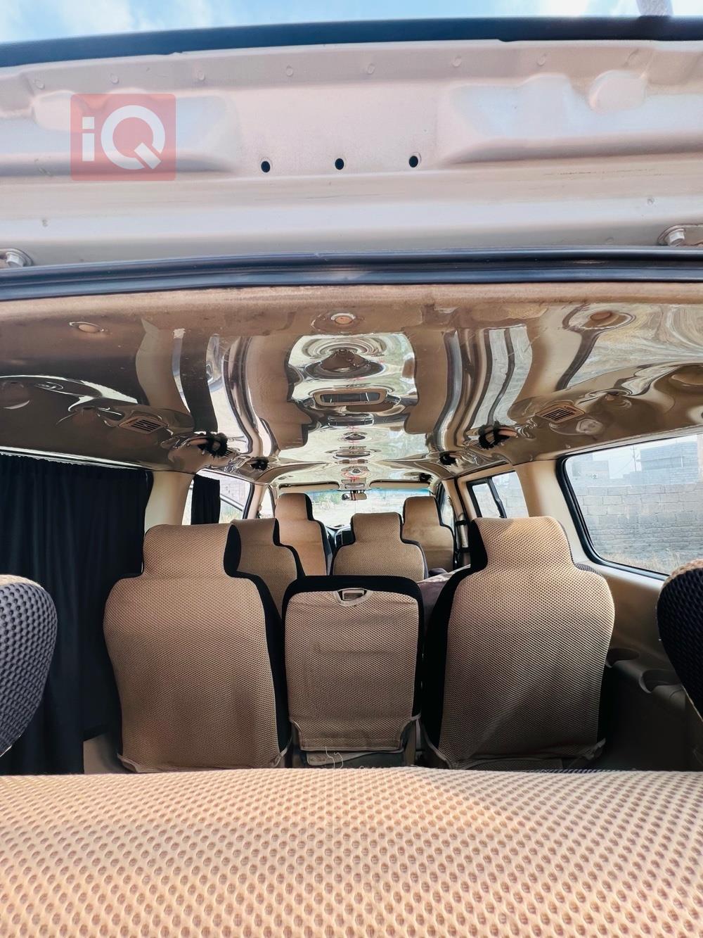 هیوندای ستاركس